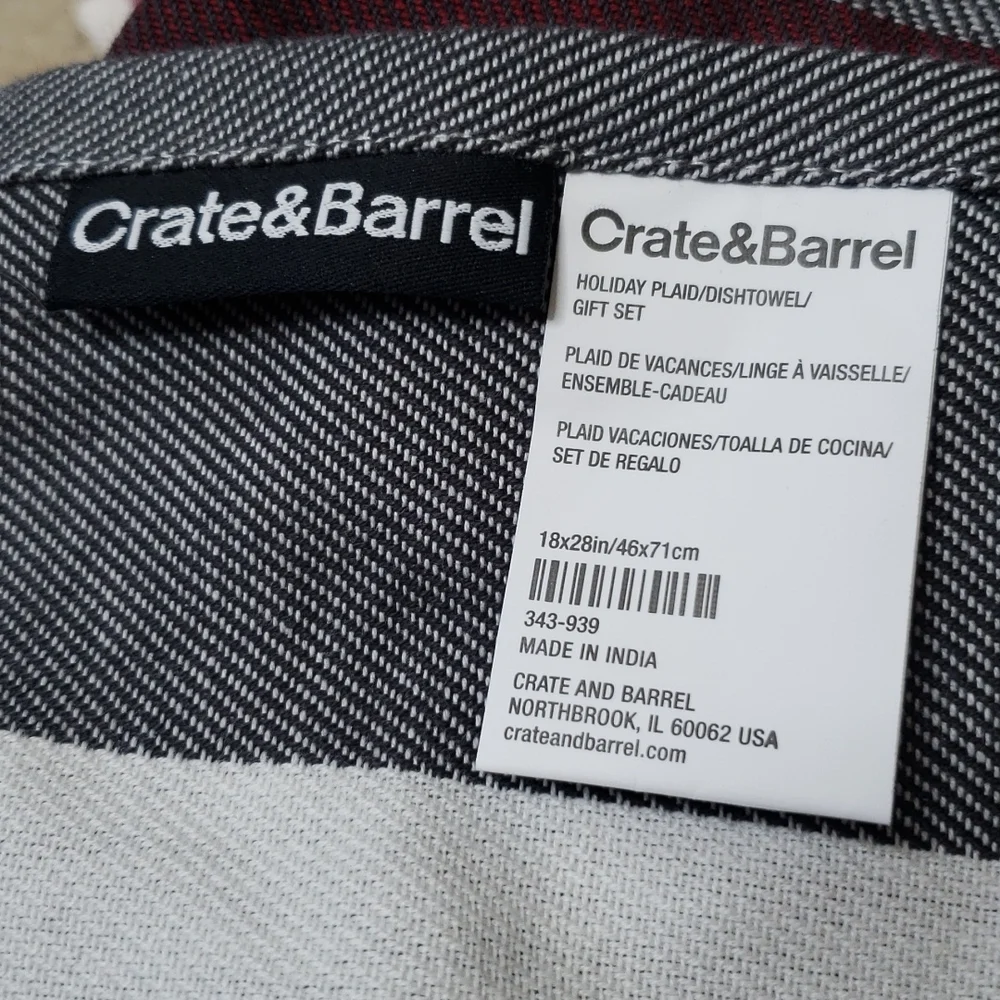 Crate & Barrel NWOT Plaid Dish Towel